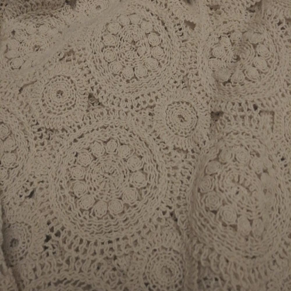 Zara crocheted textured weave balloon sleeves top - Picture 5 of 7
